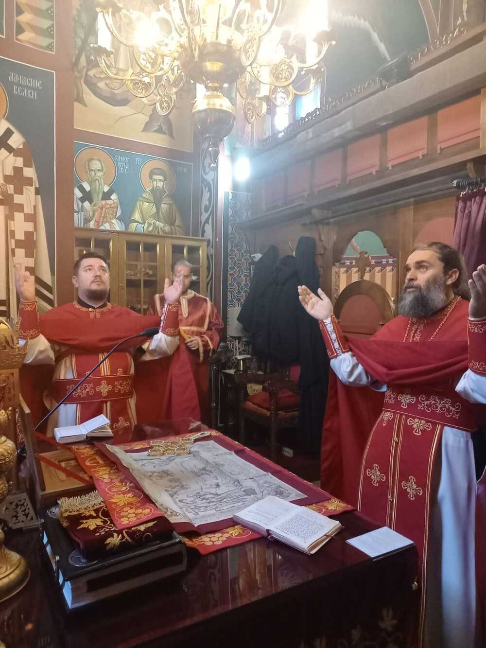 Божићна литургија у манастиру Рајиновац 2023. године