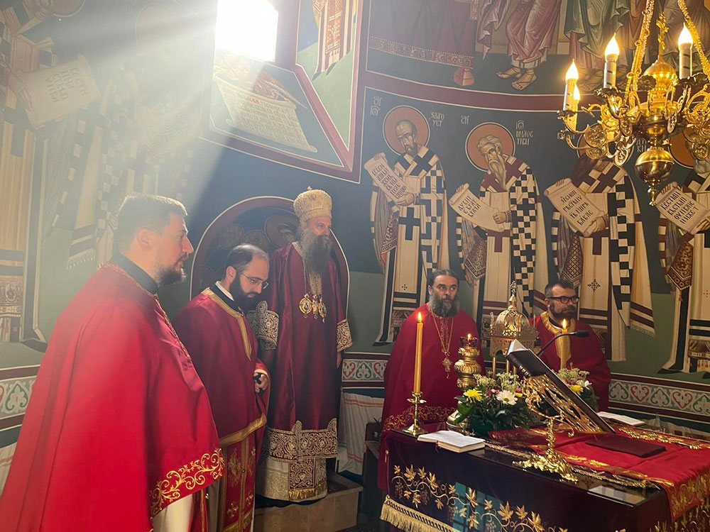 Patrijarh Porfirije na sluzbi